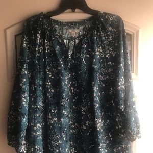 Tunic plus size top - like new wore couple times